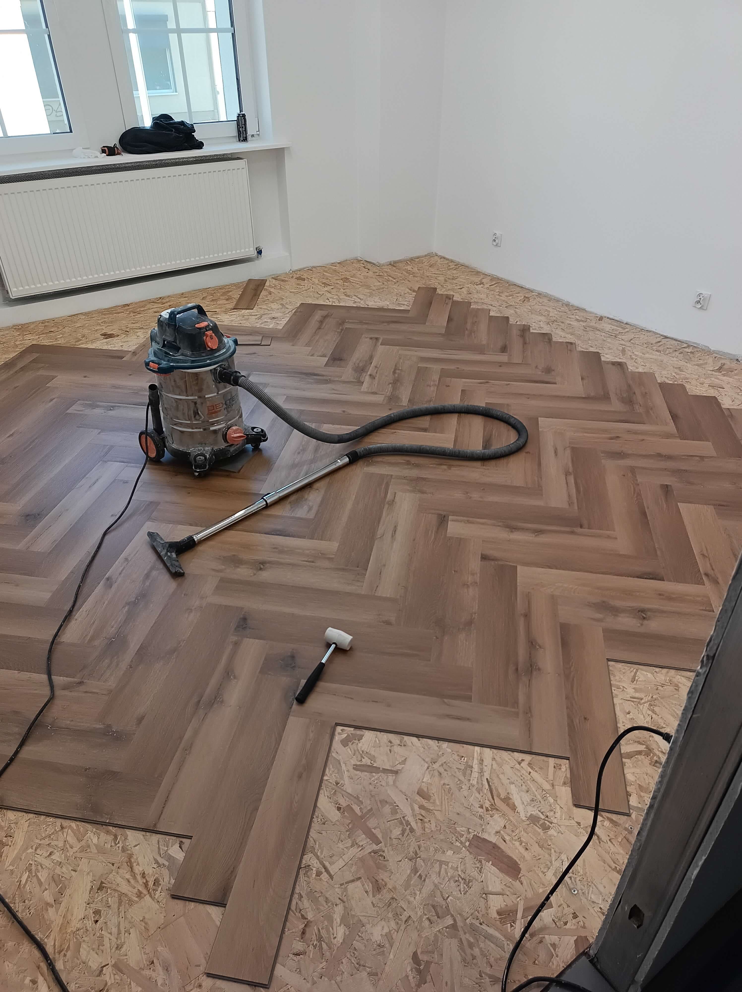 klodzko-g panele przed montażem