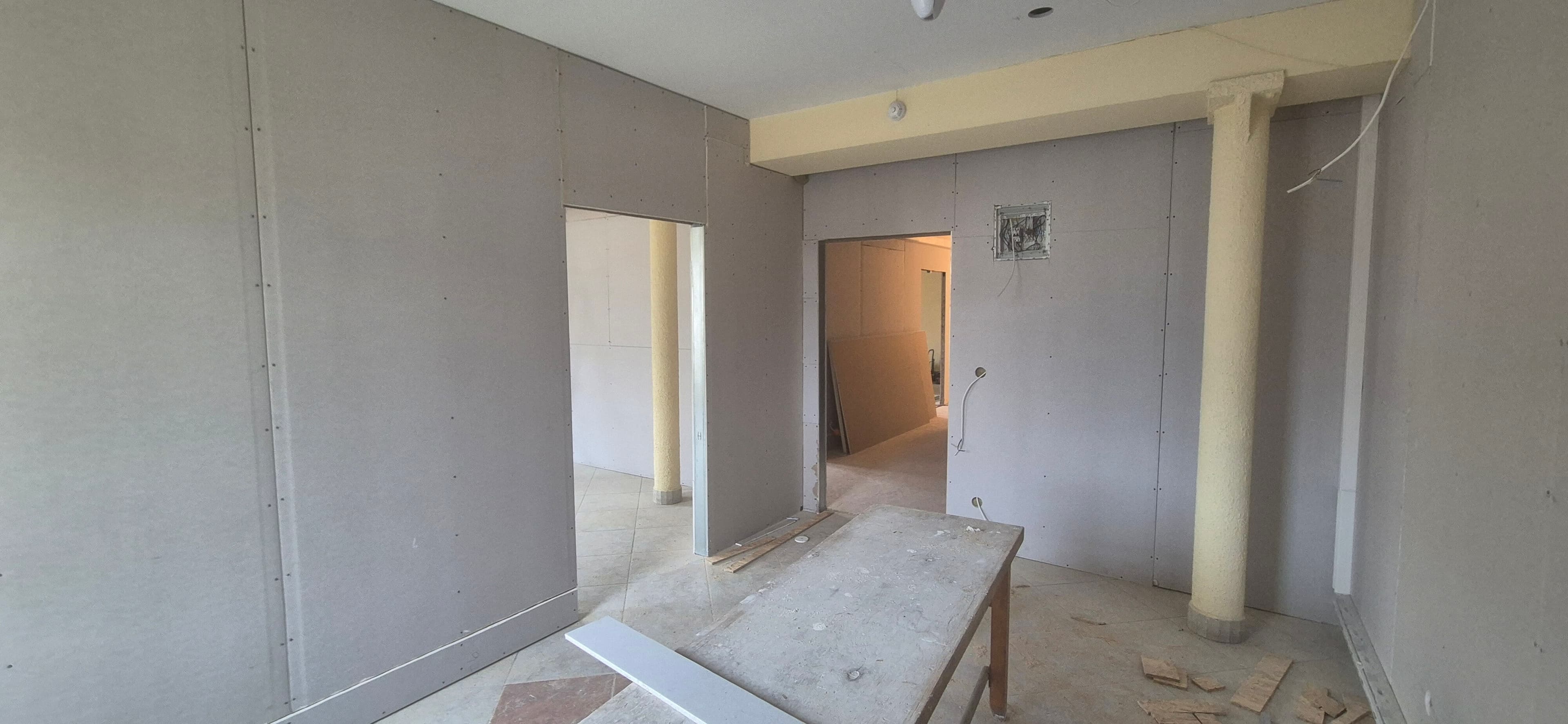 klodzko-g pomieszczenie po montażu płytek