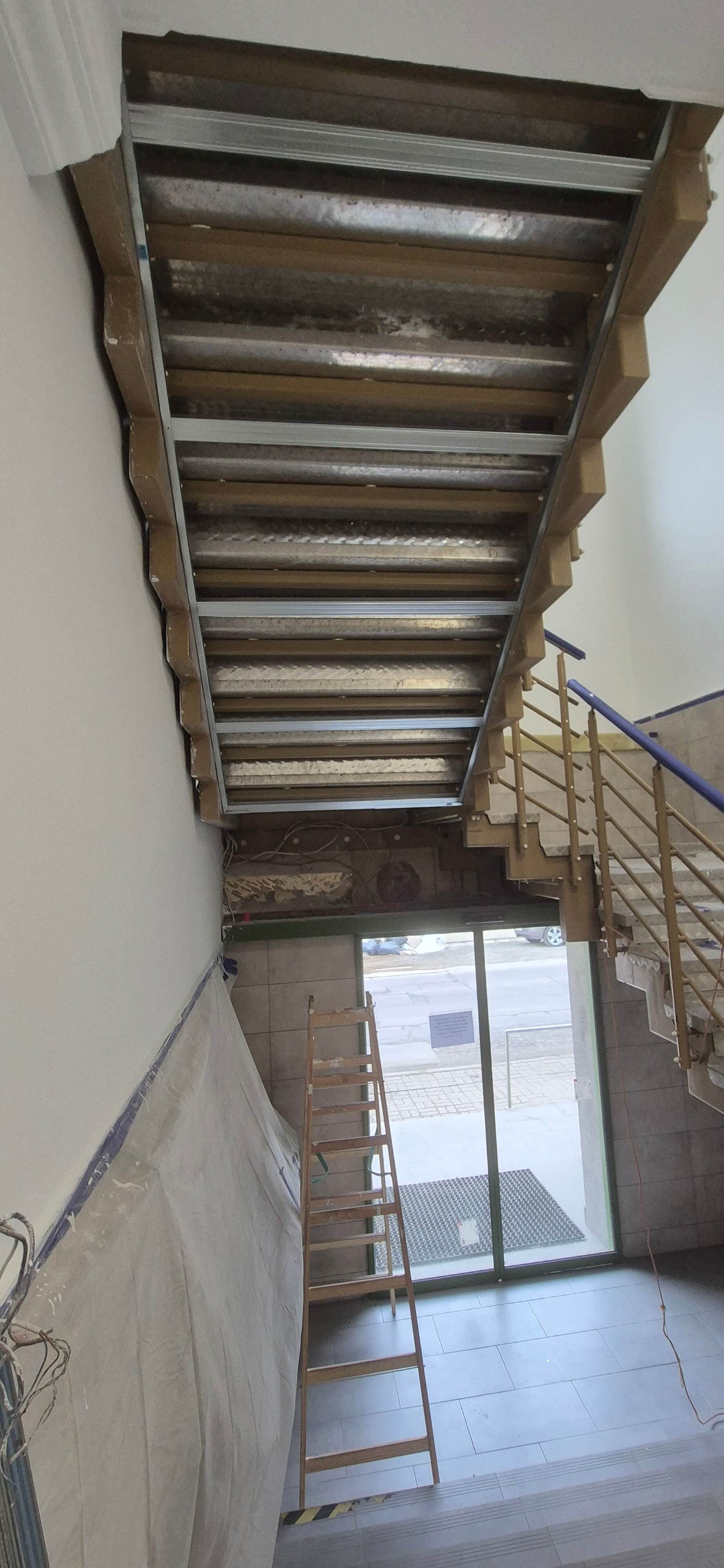 klodzko-g schody przed montażem